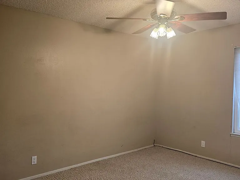 818 Sherri St — Photo 6