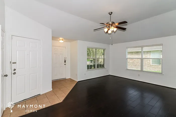 1015 Bahia Vista Dr — Photo 3