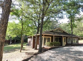 104 Shoshone Dr, Lake Kiowa, TX 76240