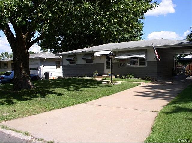 1st image of 160 Cortez Dr