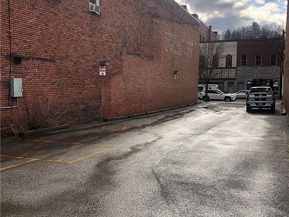 5th image of 153/143 Market St