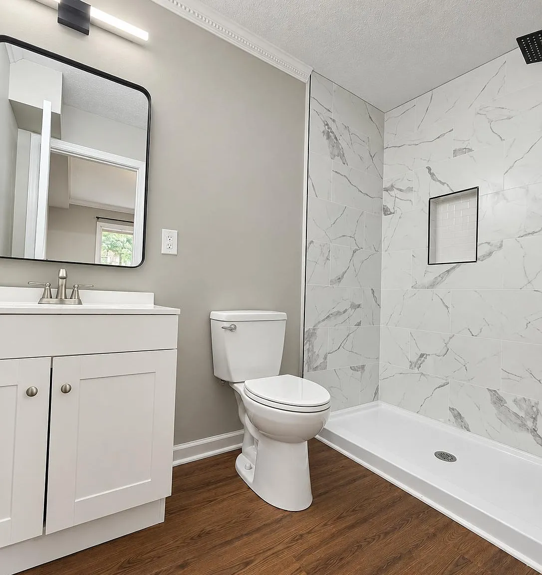 4 bed, 6.0 bath, 4000 sqft, $1,087 — Photo 4