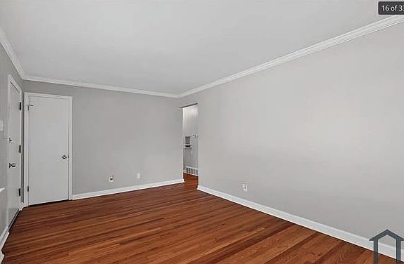 4th image of 300 Rand Dr
