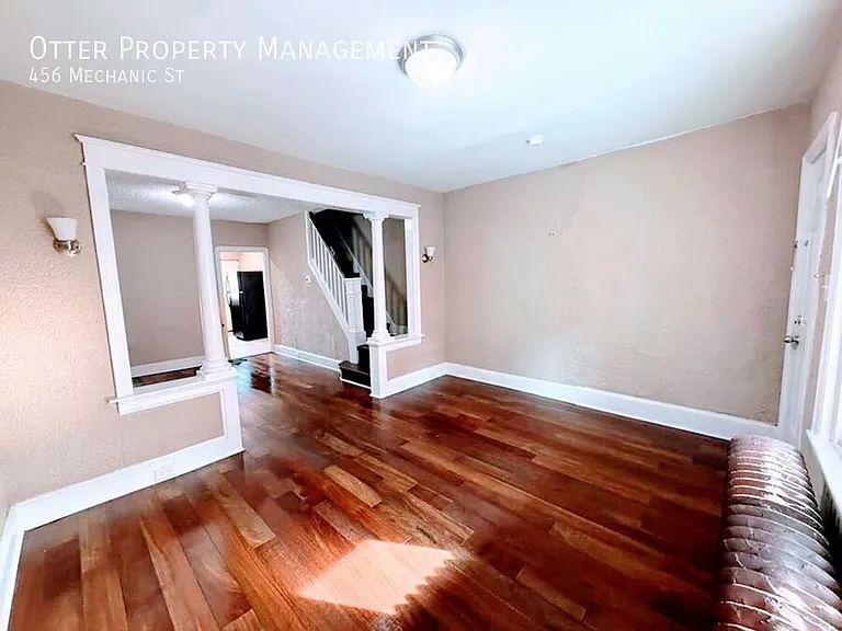 456 Mechanic St — Photo 10