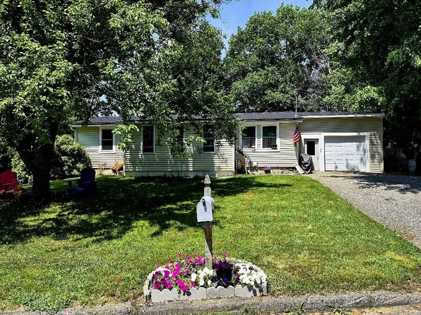 22 Ludden Drive, Jay, ME 04239
