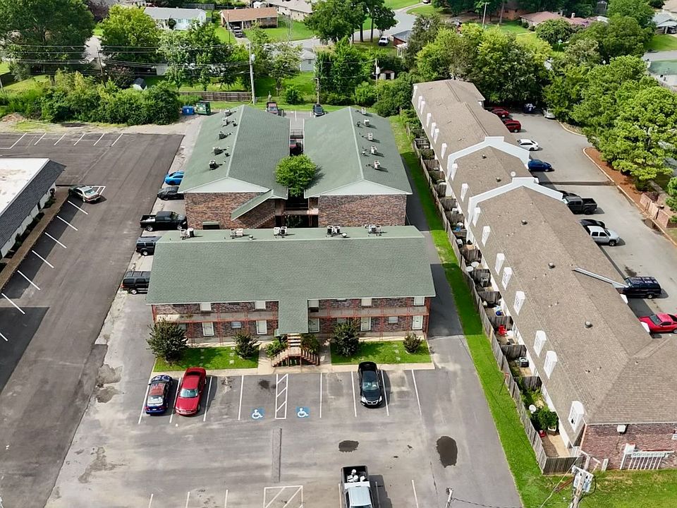 2nd image of 10000 W Markham St #85c03c62b