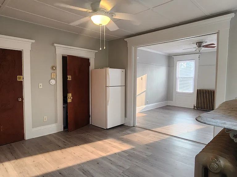 44 Chestnut St #1 — Photo 9