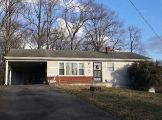 602 Rose Ln, Mt Carmel, TN 37645