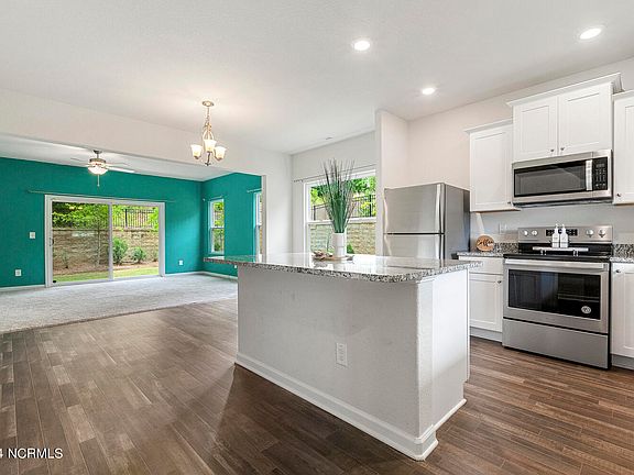 5th image of 100 Chandler Court