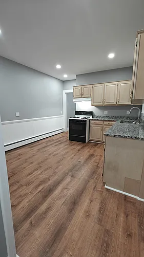 306 Spring Street Ext #2 Photo 1
