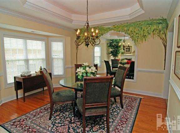 4th image of 914 Spicebush Dr