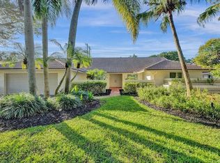 8950 NW 47th Ct, Pompano Beach, FL 33067