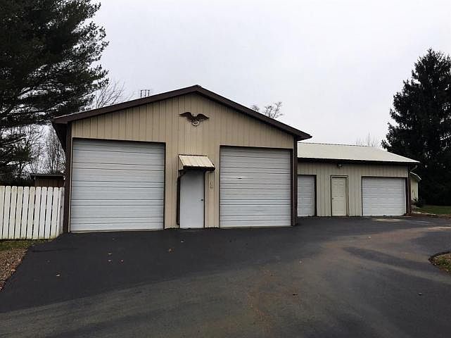 2nd image of 29 Happy Valley Rd