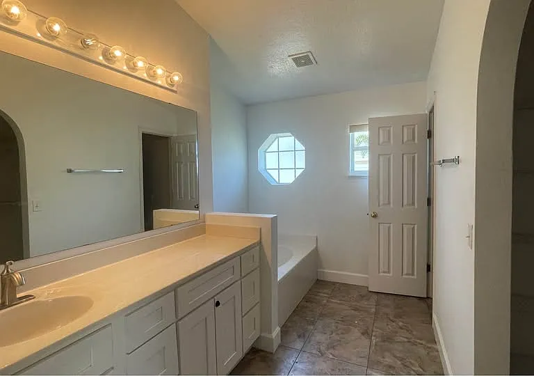 2749 Woodland Creek Loop — Photo 6