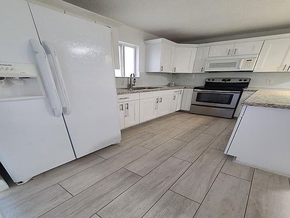 4th image of 902 Waterview Drive #902