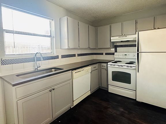 5th image of 221 Shrum Ct #221