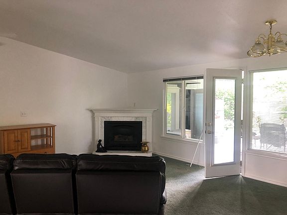 2nd image of 114 110th Ave SE