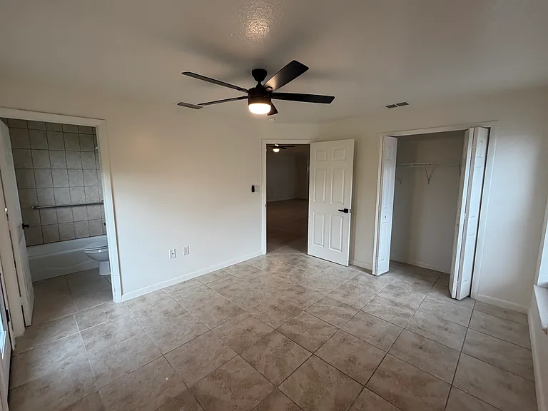816 Angela Ave — Photo 10