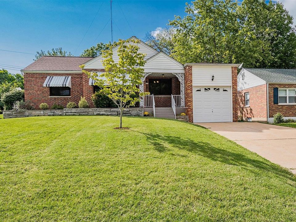 1st image of 7915 E Yorkshire Dr