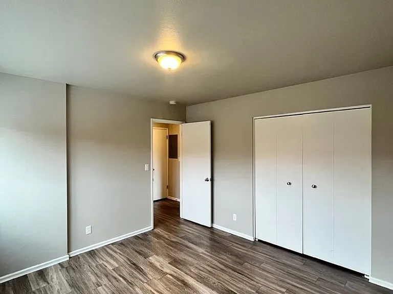 The Rivercrest Apartments by Star Metro — Photo 38