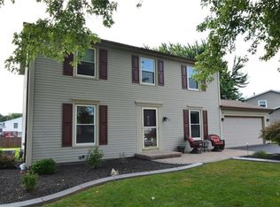 16 Leerie Dr, Rochester, NY 14612