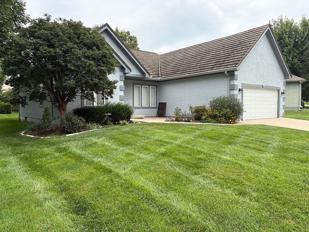 3012 SW 9th Ter - Property Image