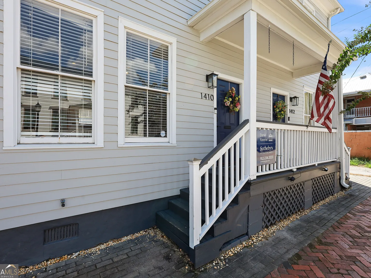 2 bed, 2.0 bath, 1088 sqft, $2,400 — Photo 2