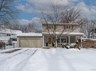 3230 W Webster Rd, Royal Oak, MI 48073