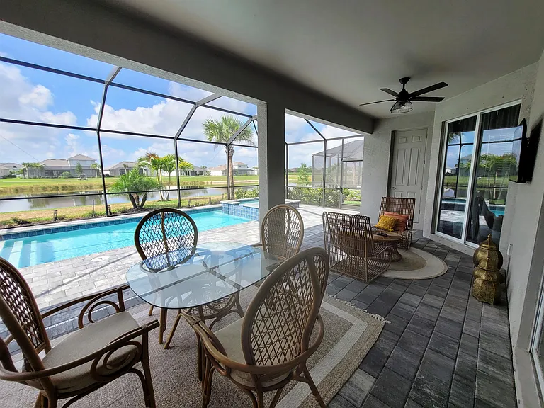 5909 Berwick Ln — Photo 18