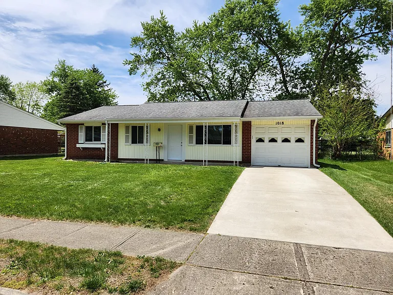 1018 Frontier Dr — Photo 4