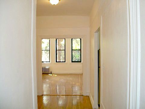 4th image of 486 Brooklyn Ave APT A6