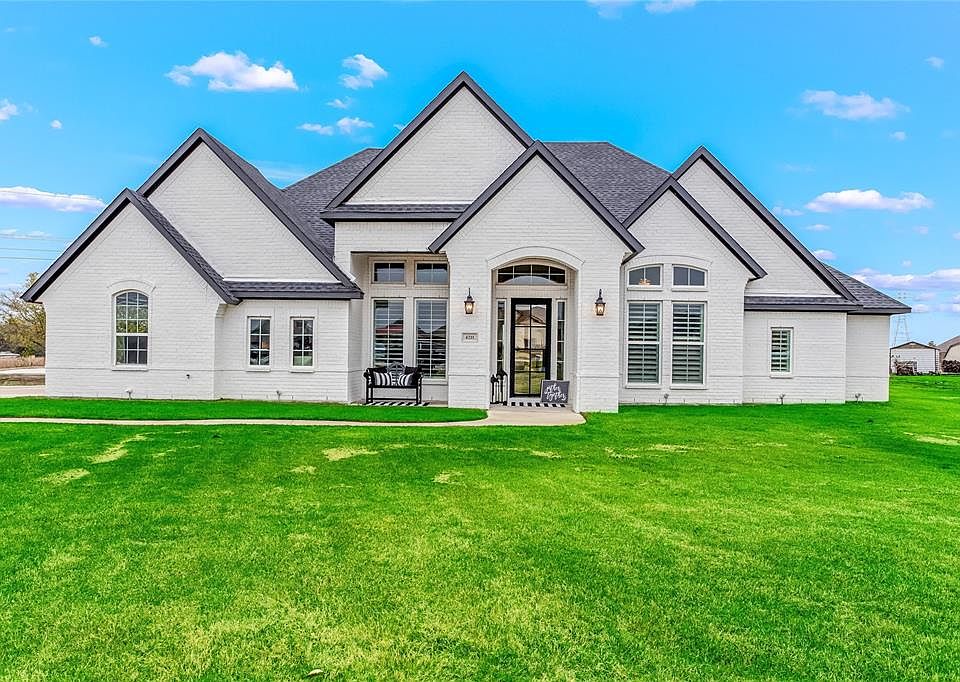 1st image of 4211 Tower Cir