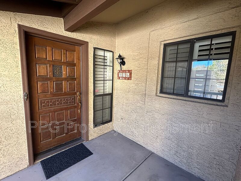 1st image of 8302 N 21st Dr #L206