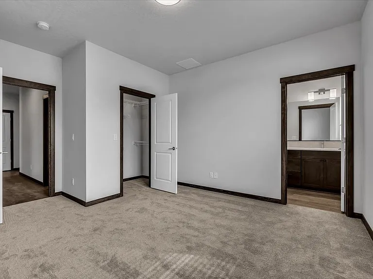 2905 N Corvus St — Photo 16