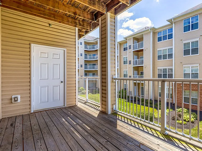 Concord Park Apartments — Photo 30