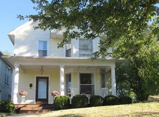 908 Paris Ave, Hannibal, MO 63401