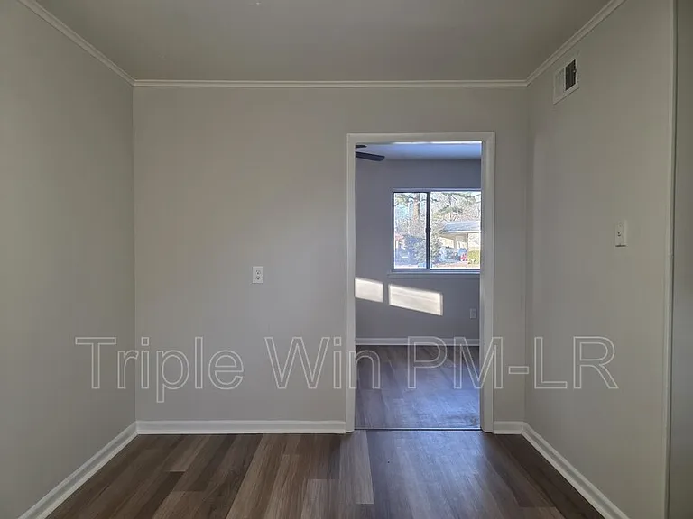 109 Farmere Cir — Photo 13
