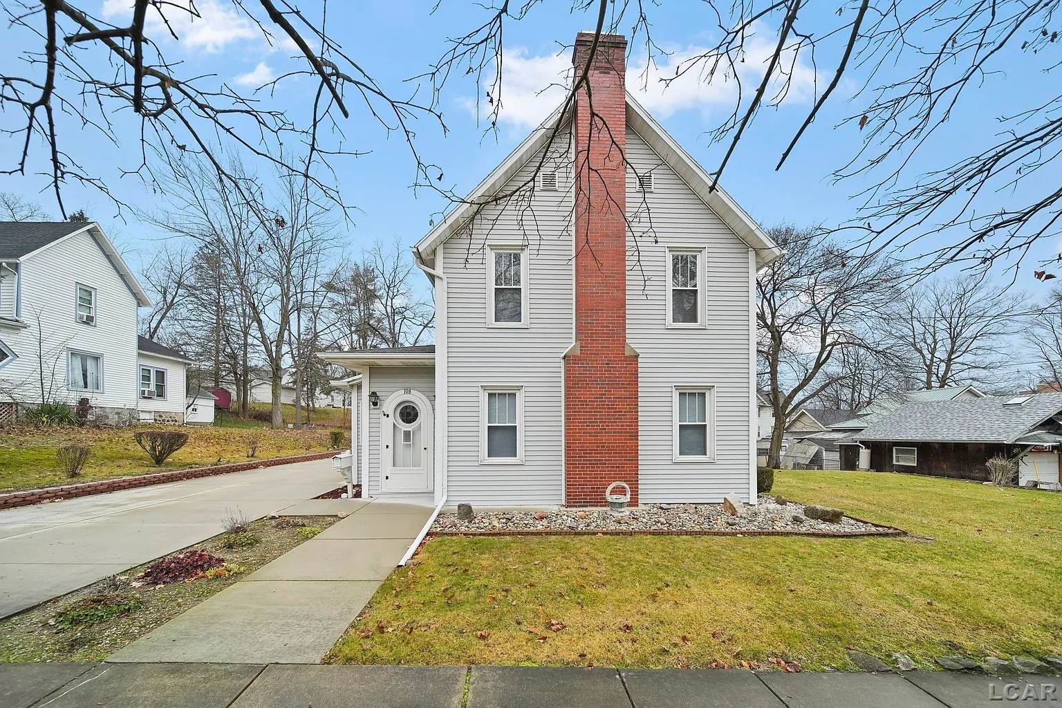 108 Lafayette St photo 1