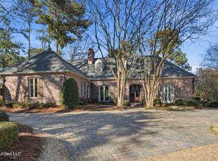 114 Meadowbrook N, Jackson, MS 39211