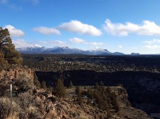 5095 SW Trout Rd, Terrebonne, OR 97760