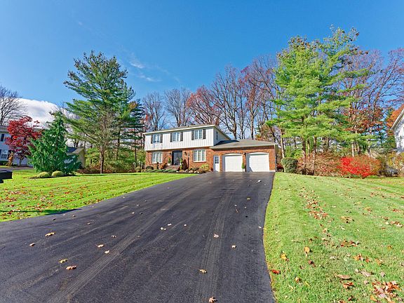 4th image of 1122 Glenmeadow Ct