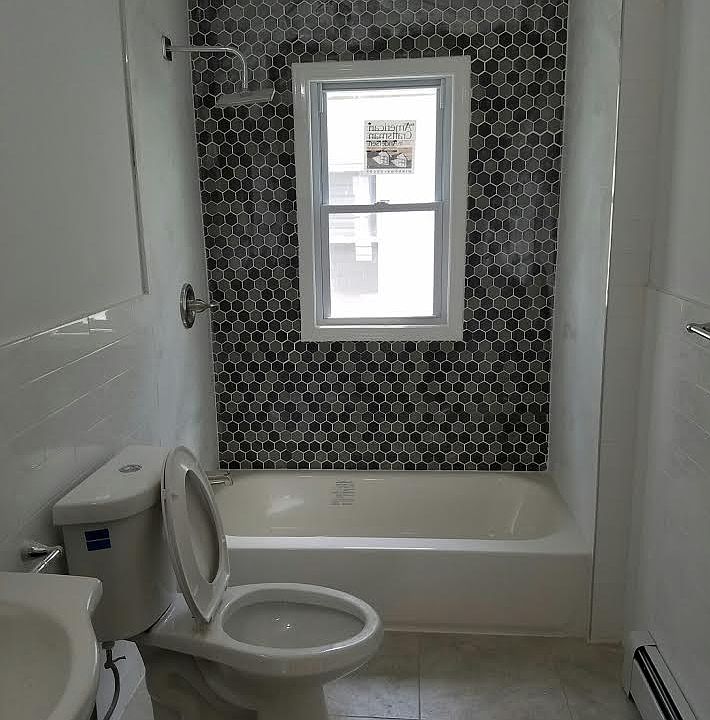1st image of 10761 164th St