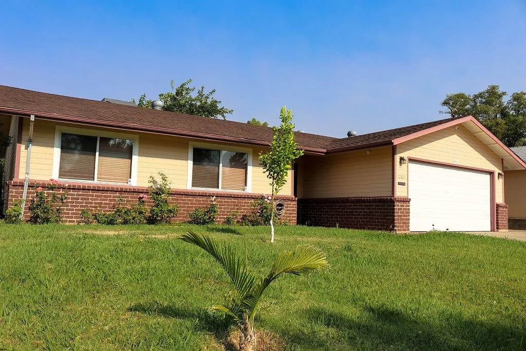 7101 Canaveral Way photo 1