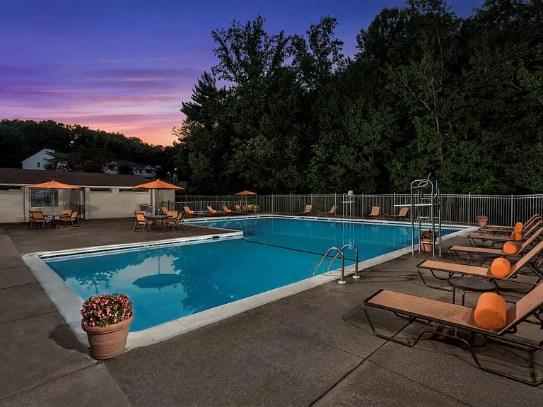 Haven Reston Affordable Apartments — Photo 23
