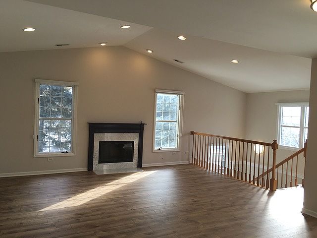 1st image of 1002 N Cove Dr #B