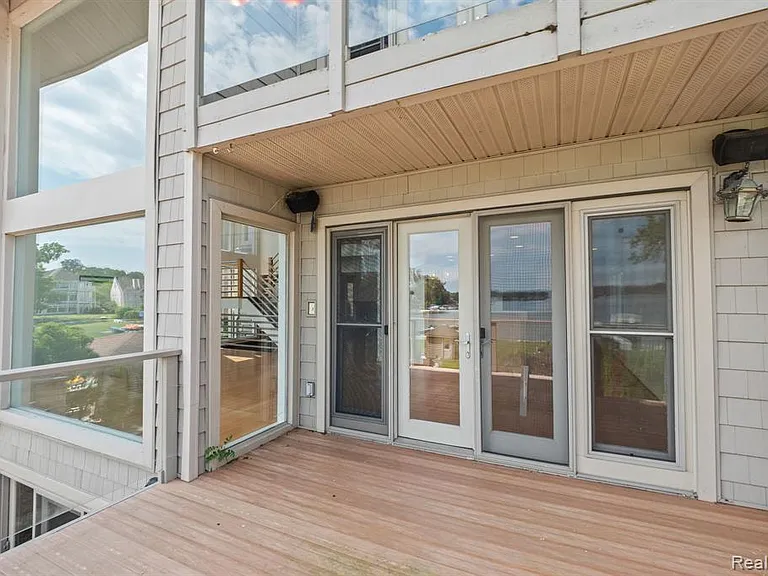 2380 Walnut Lake Rd — Photo 28