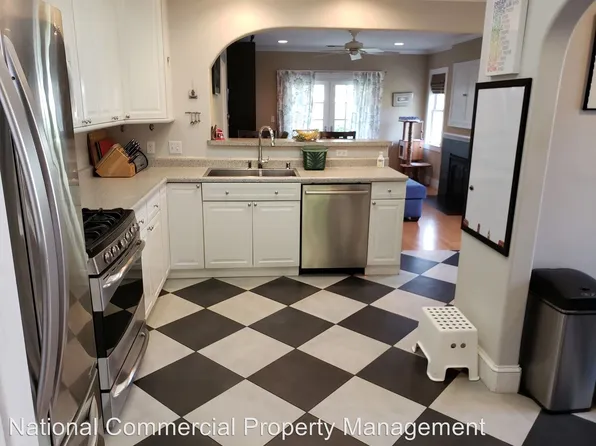 258 Grand St, Redwood City, CA 94062