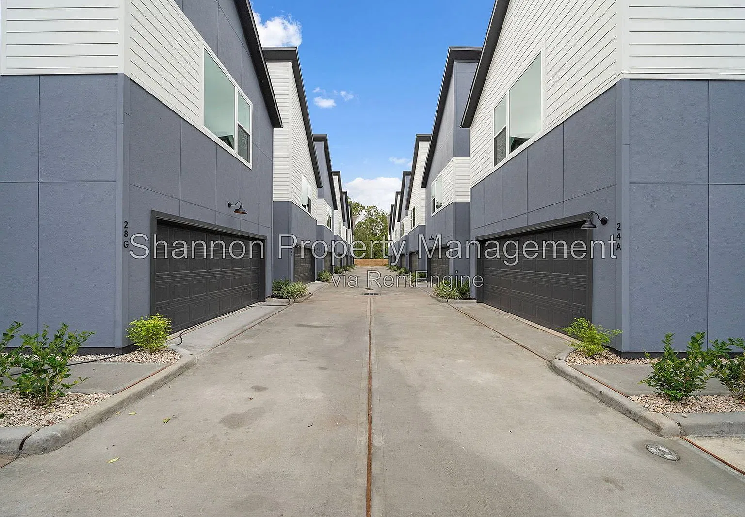 3 bed, 2.5 bath, 1551 sqft, $1,999 — Photo 3