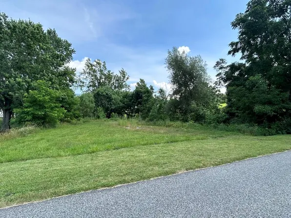 W North St, Wytheville, VA 24382