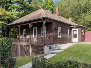 5 Camp St, Smithfield, RI 02917